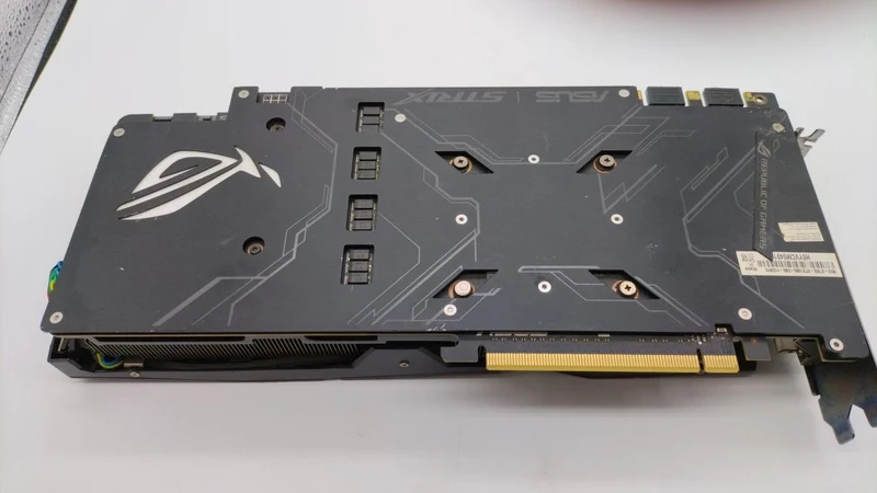 [SCHROTT] ASUS Grafikkarte: ROG-STRIX-GTX1080-O8G-11GBPS