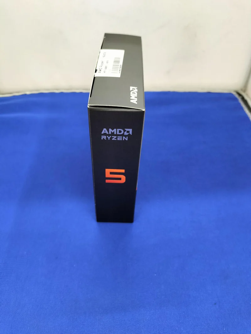 AMD CPU RYZEN5 9600X