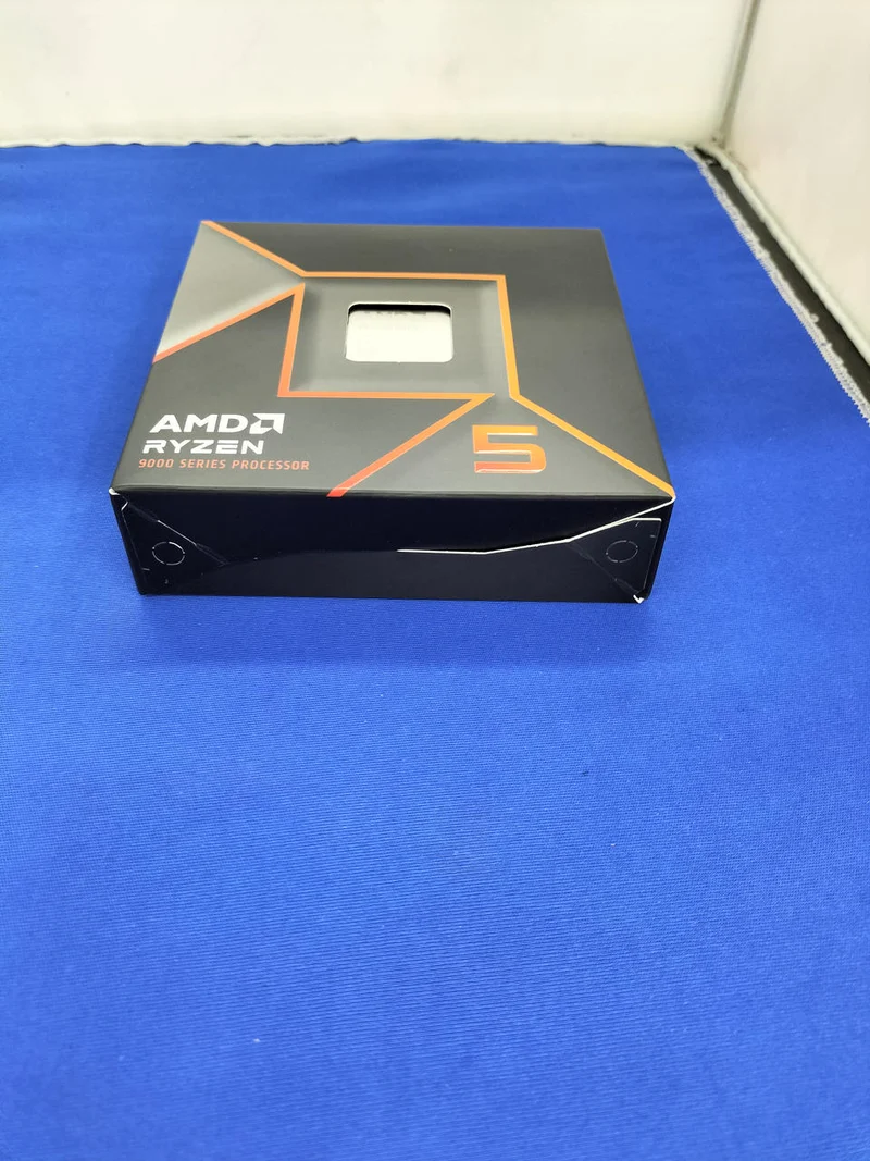 AMD CPU RYZEN5 9600X