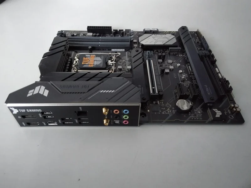 [SCHROTT] ASUS Mainboard H670-PRO WIFI D4