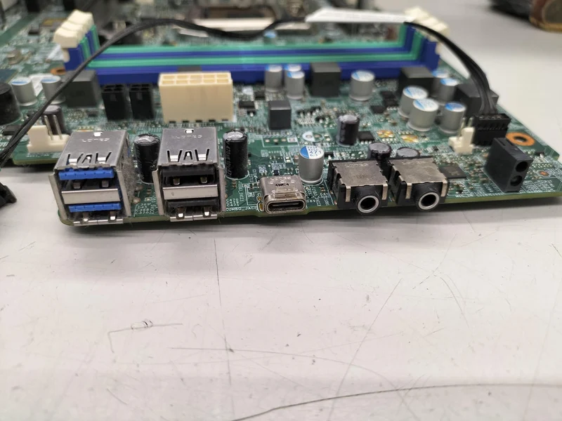 LENOVO Motherboard: I3X0MS