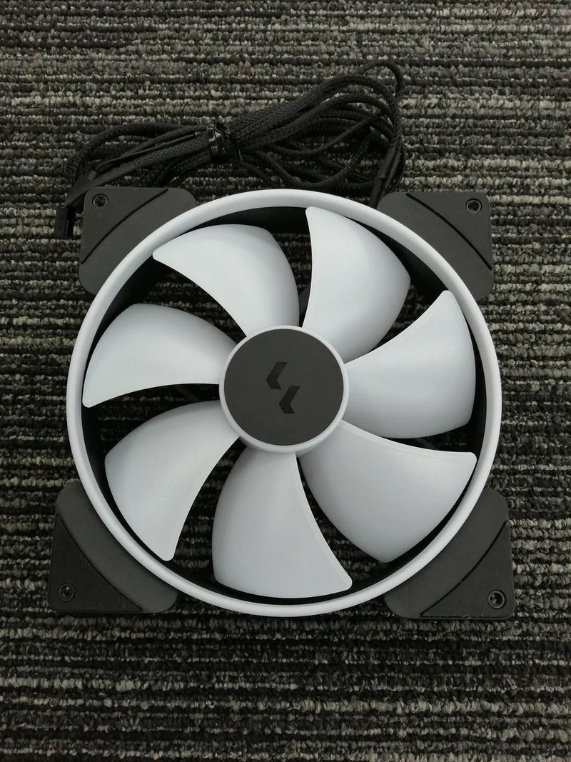 FRACTAL Gehäuselüfter PRISMA AL-18 PWM