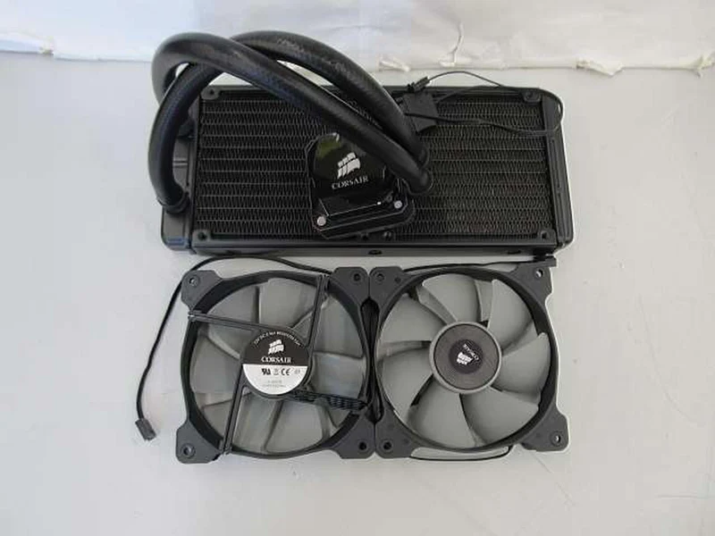 Unbenutzter CORSAIR-Artikel. H100I