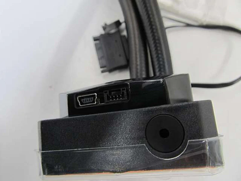 Unbenutzter CORSAIR-Artikel. H100I