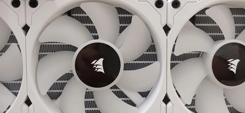 [SCHROTT] CORSAIR Wassergekühlter CPU-Kühler RWF0047