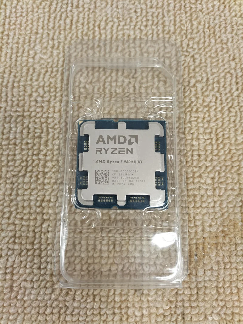 AMD CPU RYZEN7 9800X3D