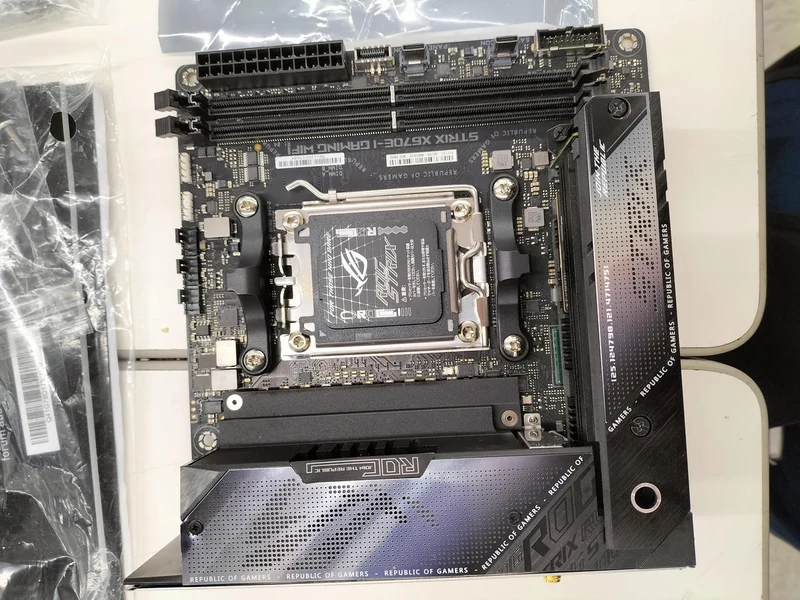 ASUS Mainboard: STRIX X670E-I GAMING WIFI