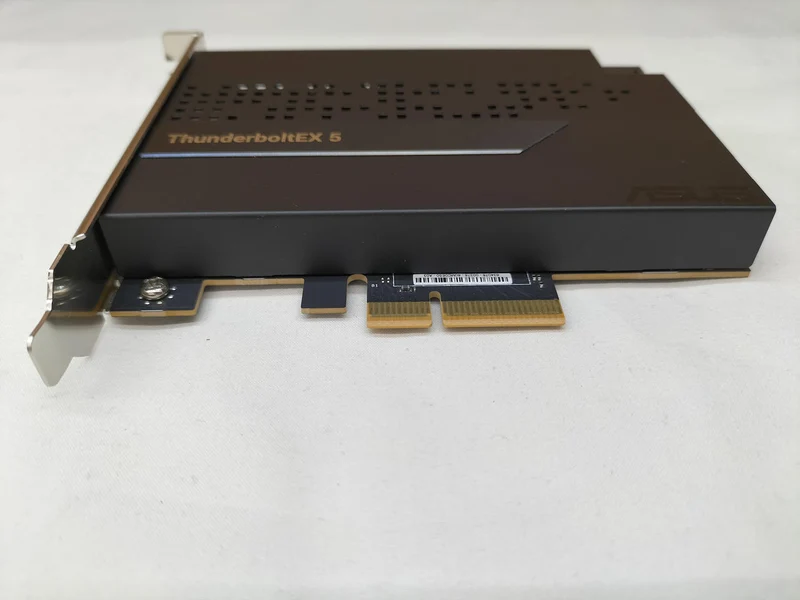 ASUS-Schnittstellenkarte: THUNDERBOLT EX5