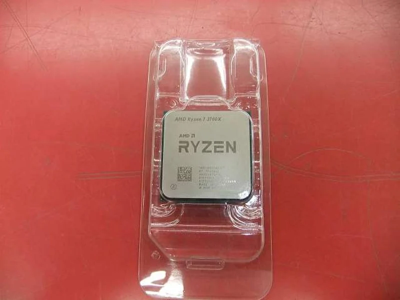 AMD Ryzen 7 3700X Ryzen 7 3700X