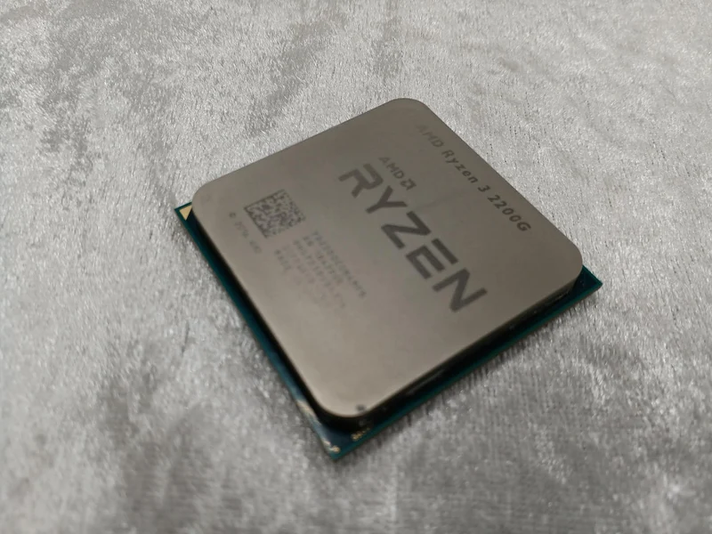 AMD CPU Ryzen 3 2200G