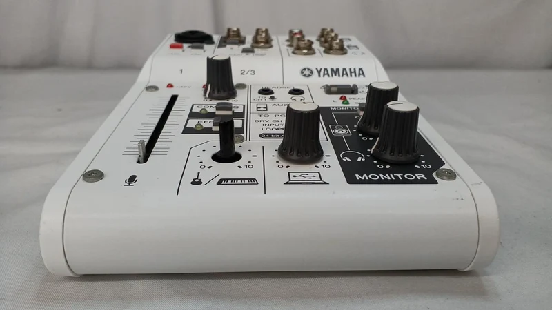 YAMAHA Mixer AG03
