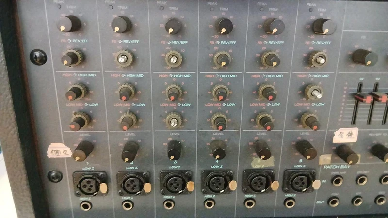 [SCHROTT] TOA-Elektromischer MX-601