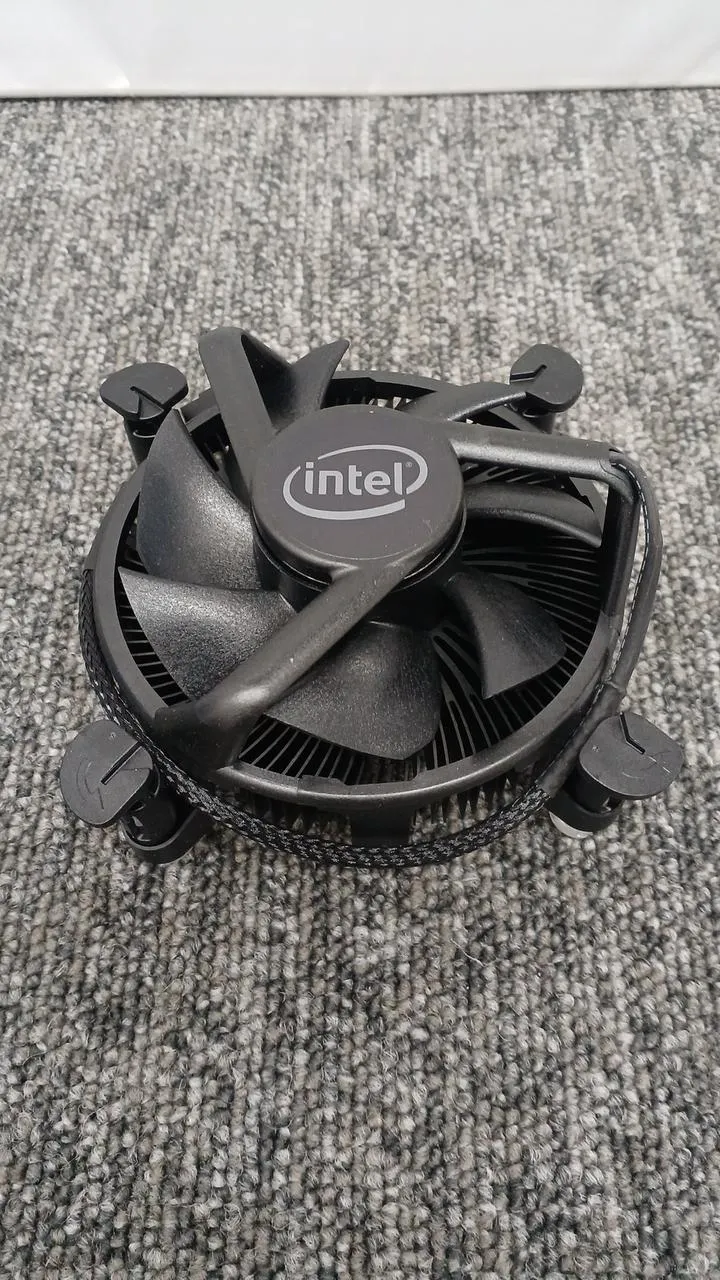 Intel CPU Intel Core i3-10105F – 3.70 GHz