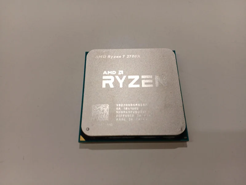 AMD CPU RYZEN7 2700X