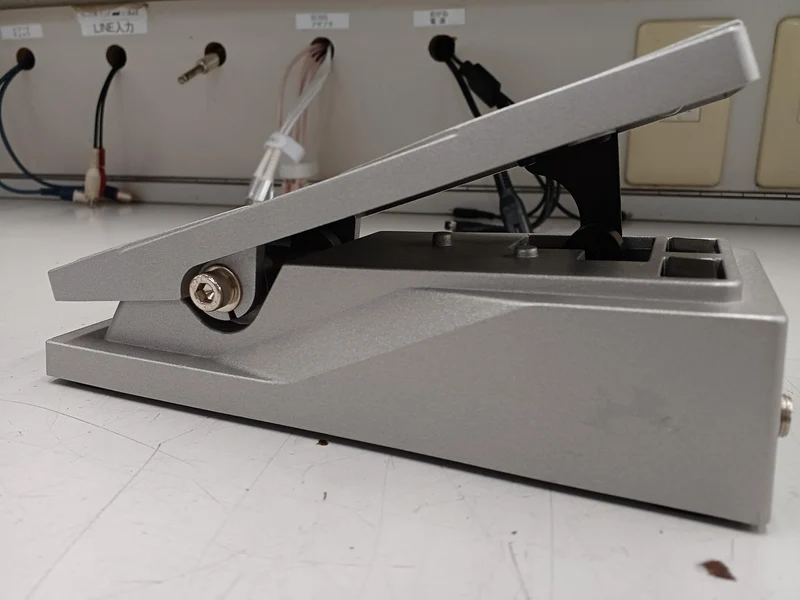 BOSS Volume Pedal FV-30L