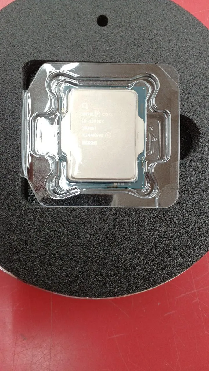 Intel CPU i9-13900K