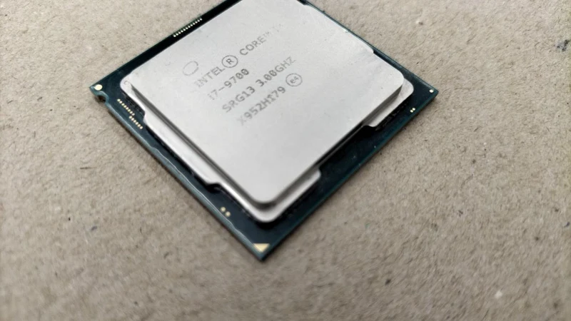 Intel CPU i7-9700 3.00 GHz
