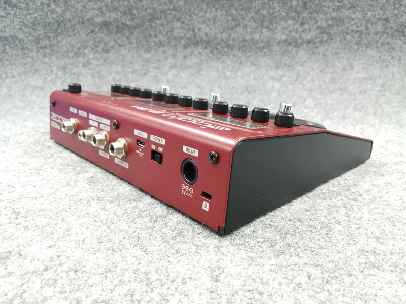 ZOOM Multi-Effektpedal B3N