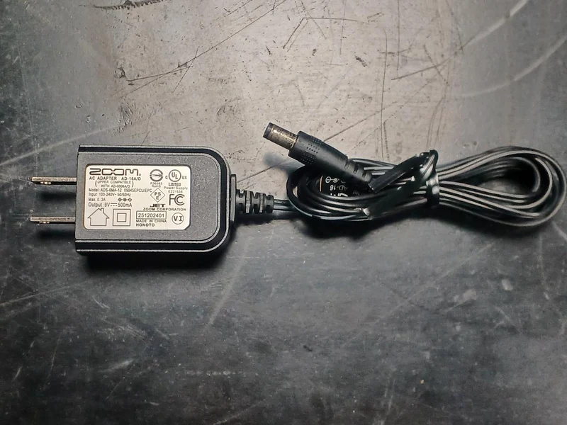 ZOOM Multi-Effekte G2FOUR