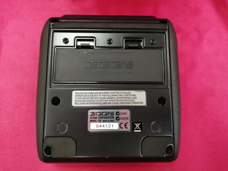 ZOOM Multi-Effekte G2