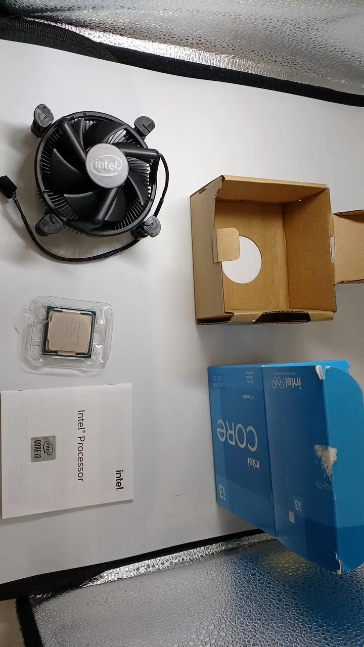 Intel CPU Core i3-10105F/3.7 GHz/6 MB