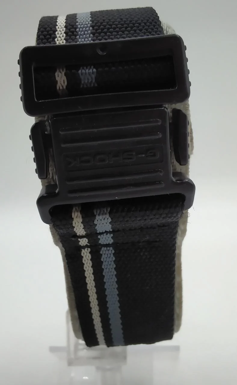 [SCHROTT] CASIO G-SHOCK Lünettenlose DW-003