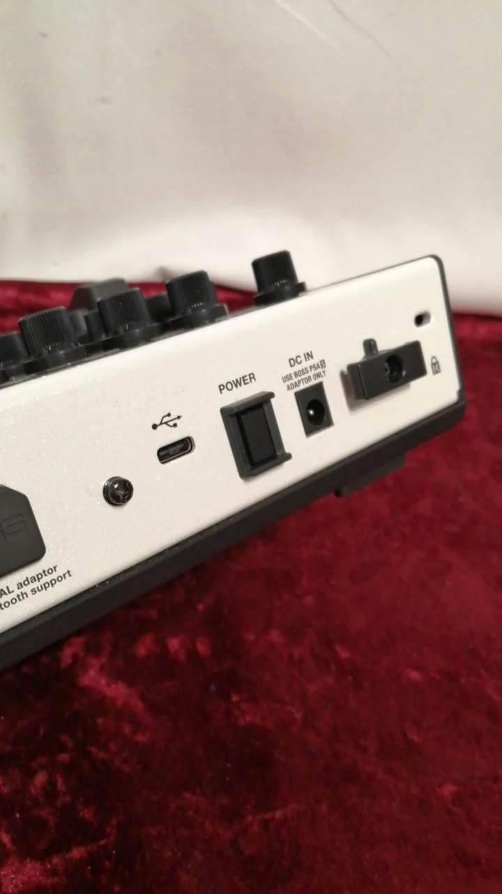 BOSS Multi-Effektpedal ME-90-WH