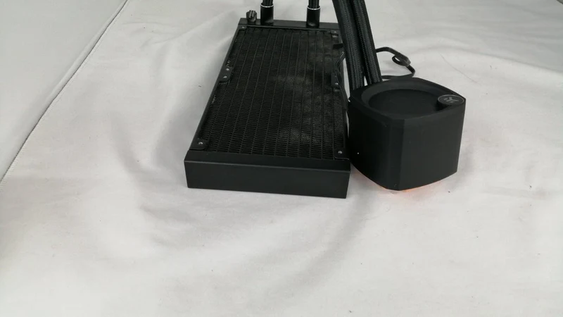 EKWB Wassergekühlter CPU-Kühler EK-NUCLEUS AIO CR240 DARK