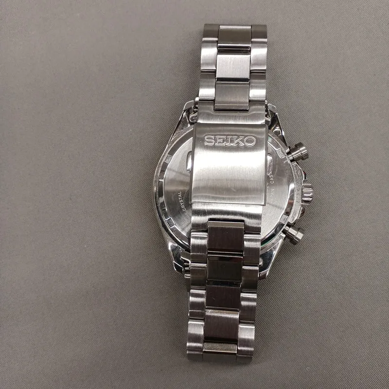 SEIKO Solar Chronograph V175-00A0