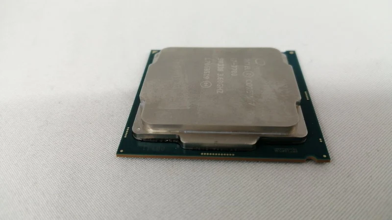 Intel Core i7-7700 CPU