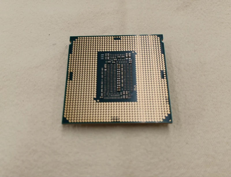 Intel Core i7-9700 CPU