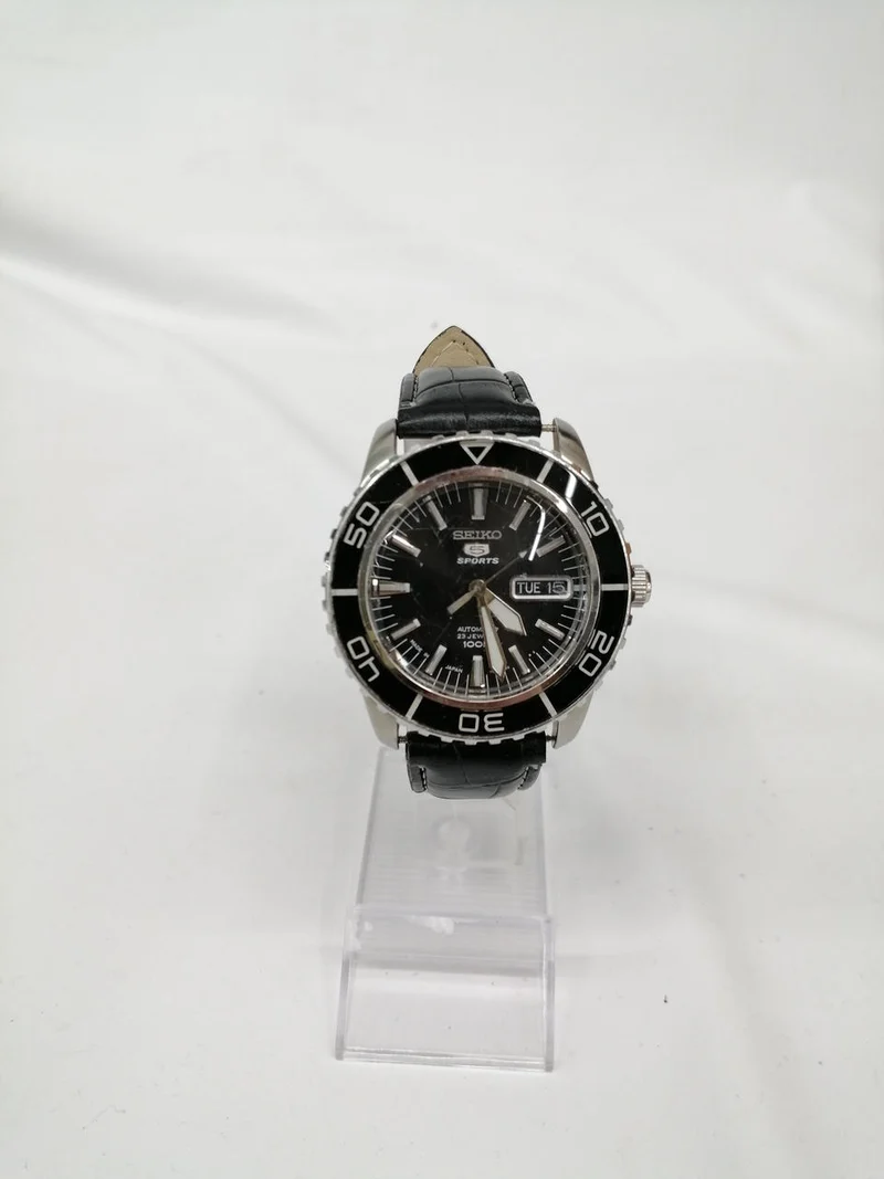 SEIKO SEIKO5 Sports SNZH55J1