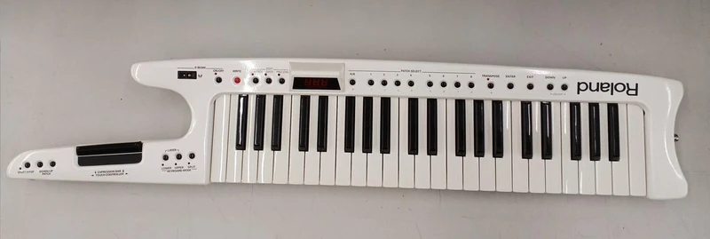 ROLAND MIDI-Keyboard AX-7