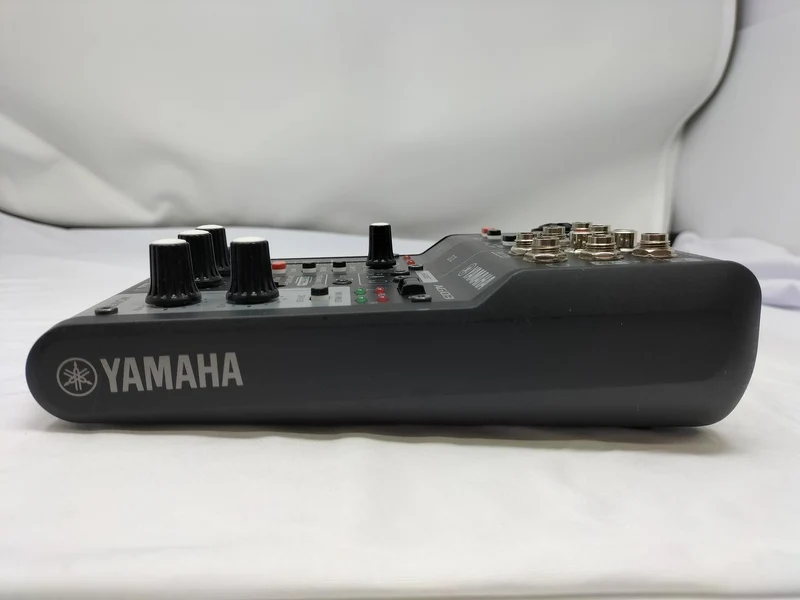 YAMAHA Live-Streaming-Mixer AG03MK2