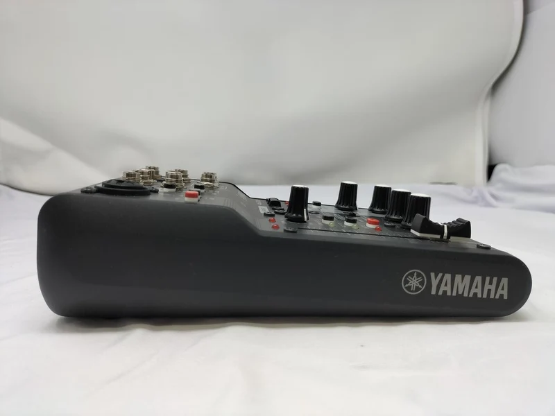 YAMAHA Live-Streaming-Mixer AG03MK2