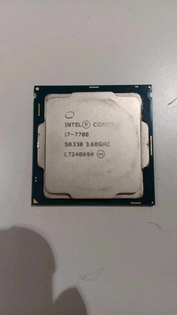 Intel Core i7-7700 CPU