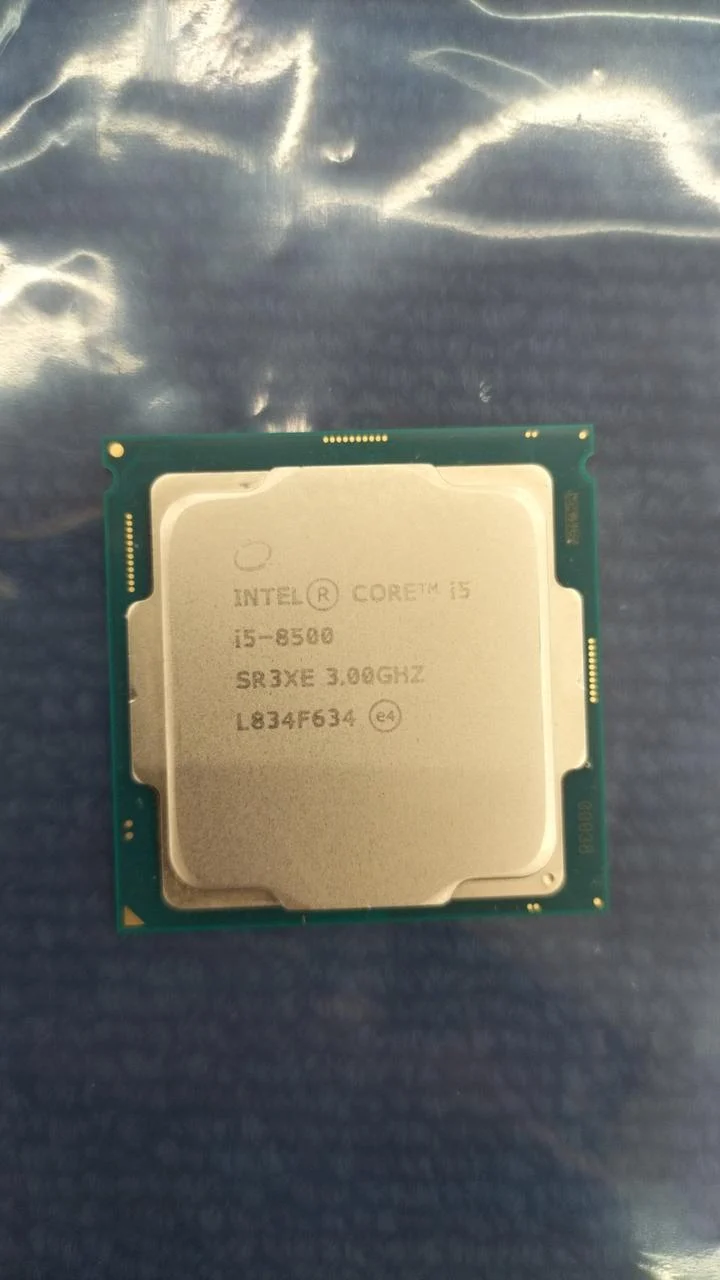 Intel Core i5-8500 CPU