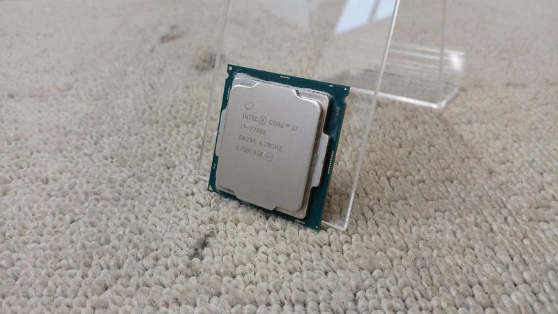 Intel Core i7-7700K CPU