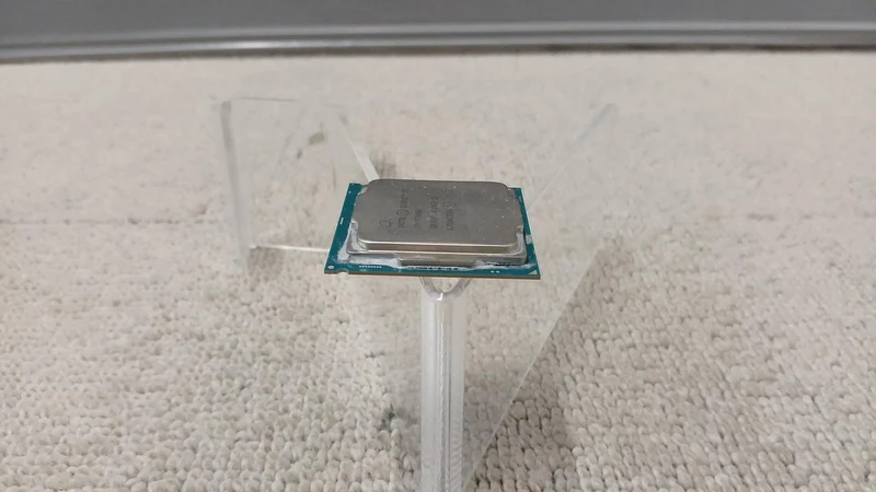Intel Core i7-7700K CPU