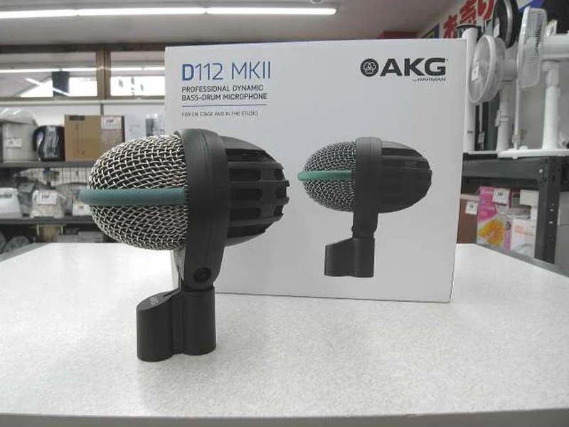 AKG Dynamisches Mikrofon D112 MK2