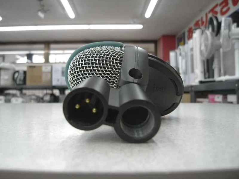 AKG Dynamisches Mikrofon D112 MK2