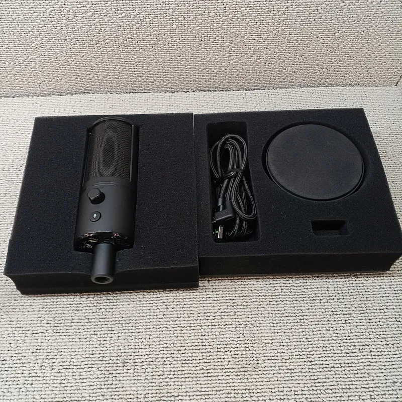 RAZER Mikrofon SEIREN X RZ19-022901