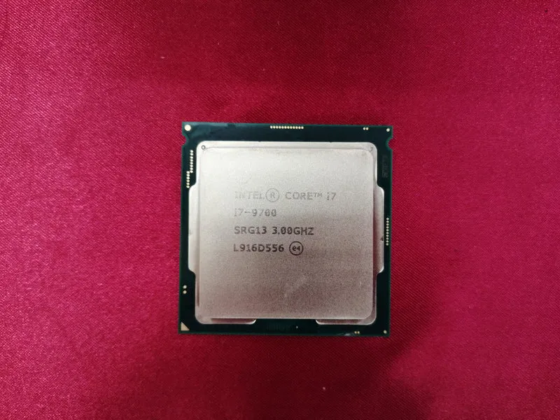 Intel Core i7-9700 CPU