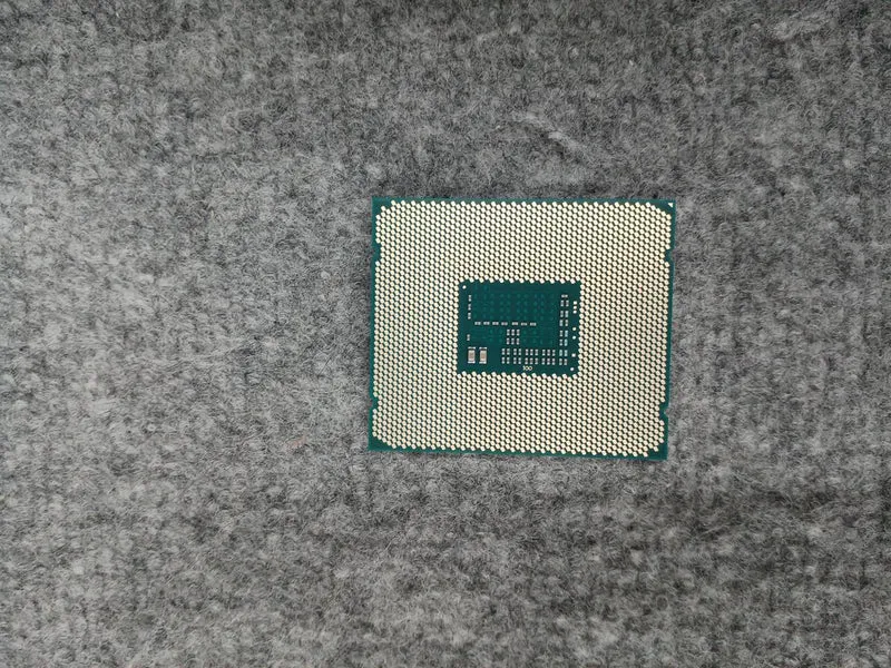 Intel CPU Core i7-5820K @ 3.3 GHz