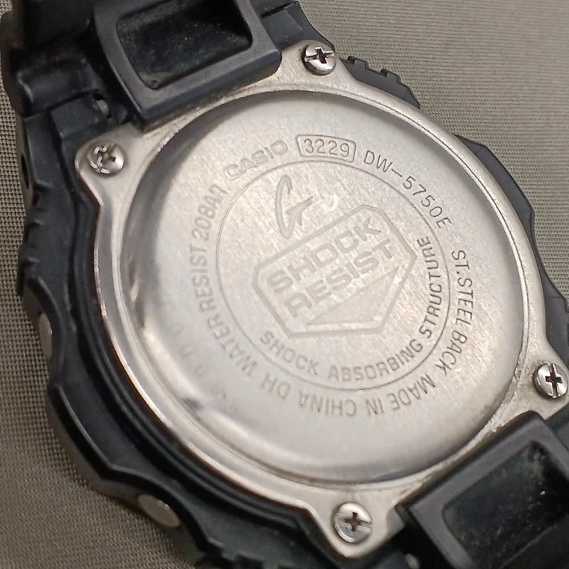 CASIO G-SHOCK DW-5750E