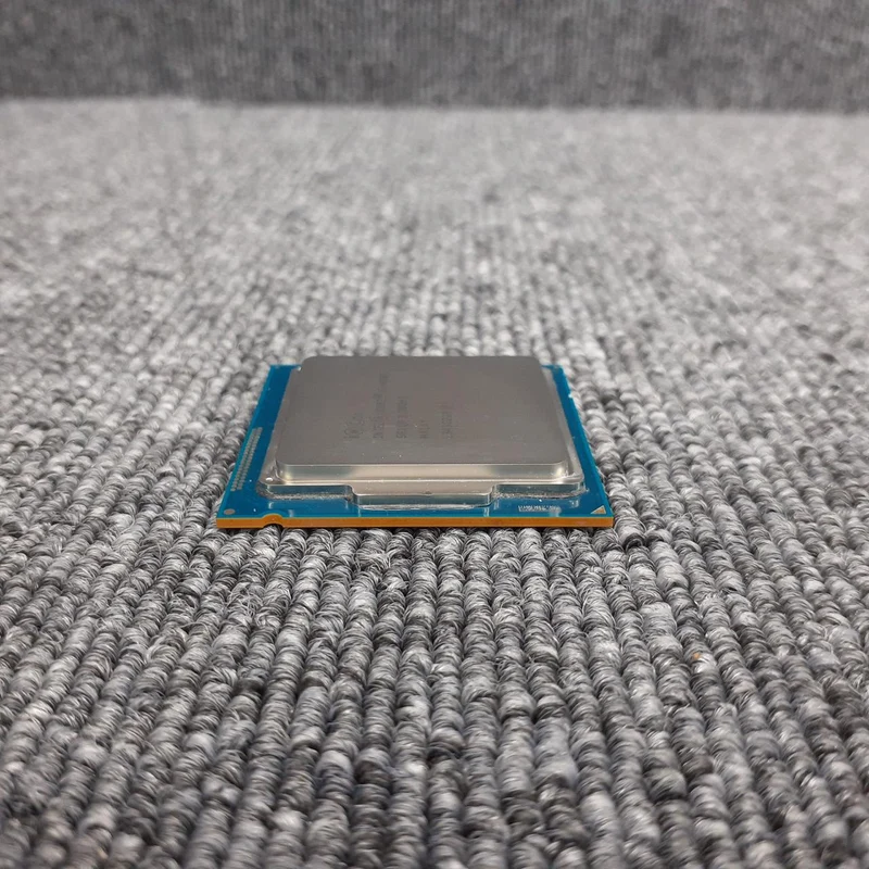 Intel Core i5-4690S CPU