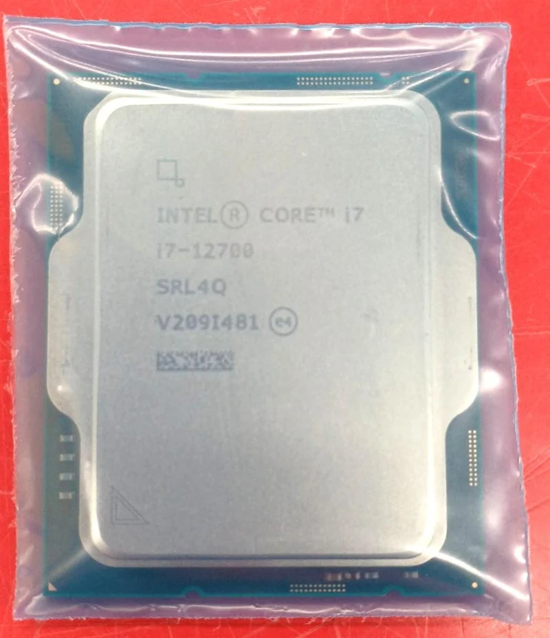 Intel Core i7-12700 CPU
