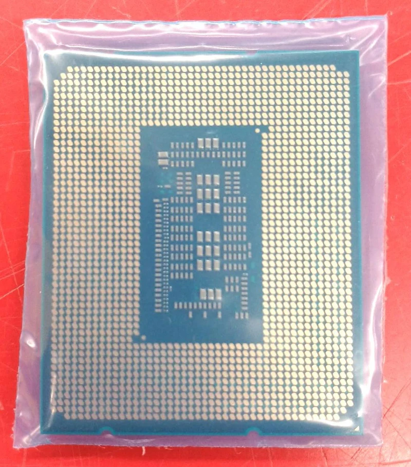 Intel Core i7-12700 CPU