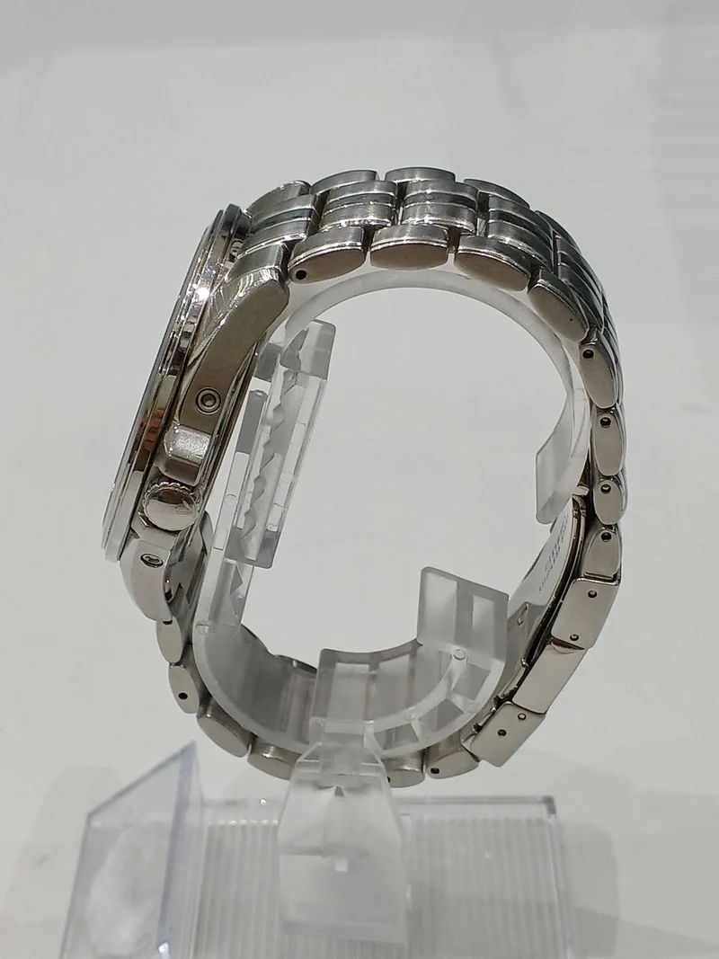 CITIZEN Funkgesteuerte Uhr H145-S073545