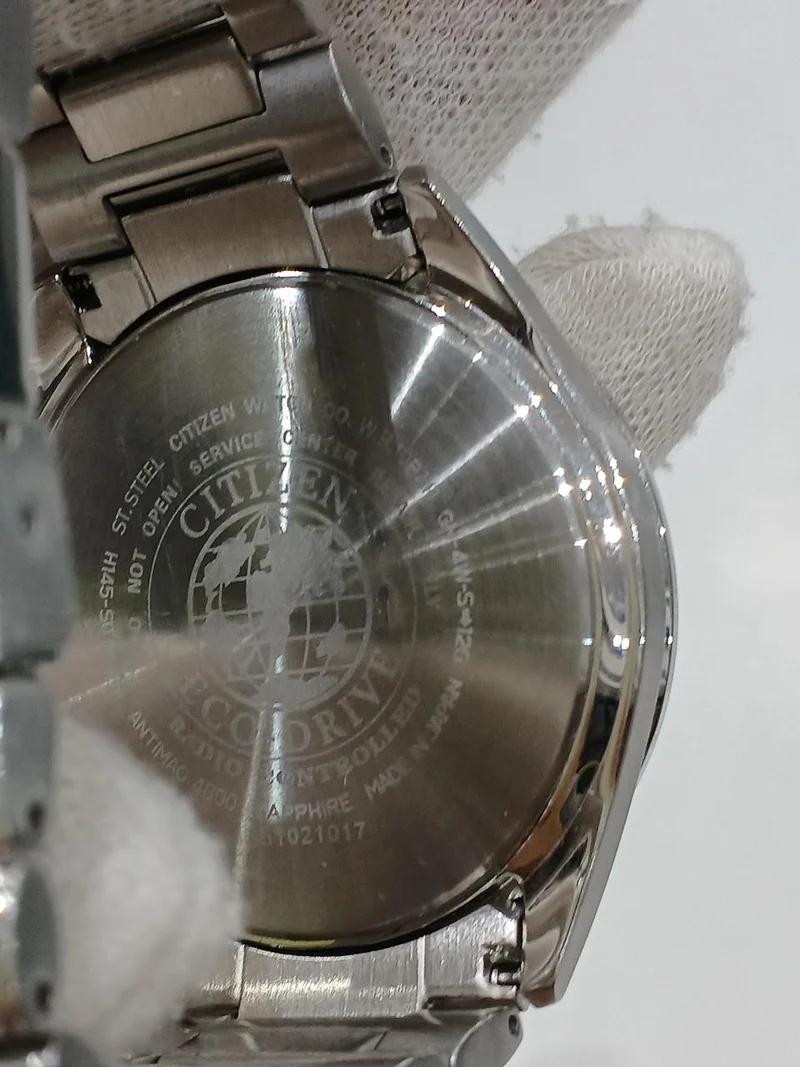CITIZEN Funkgesteuerte Uhr H145-S073545